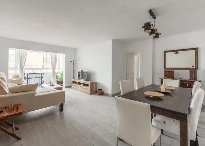 Espacioso Vistas Al Mar شقة *